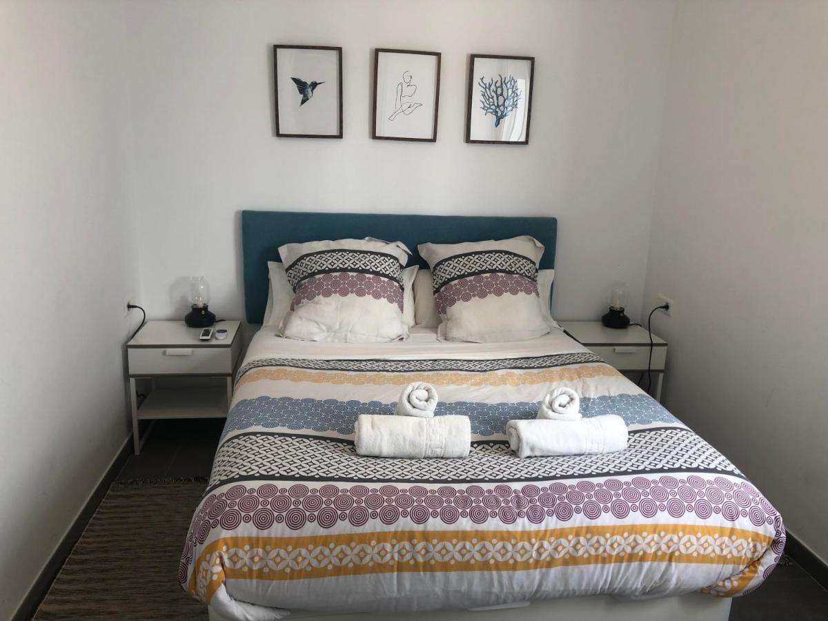 Apartment At The Beach -La Malagueta-Free Parking- Málaga Kültér fotó